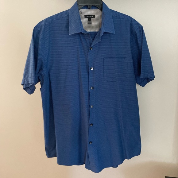 ❌SOLD Van Heusen Mens Blue Casual Button Up - Picture 2 of 5